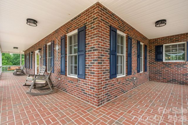 7008 Peyronel Street, Connelly Springs, NC 28612
