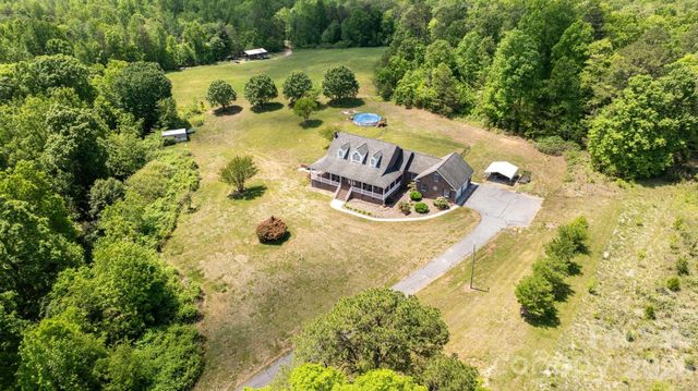 7008 Peyronel Street, Connelly Springs, NC 28612