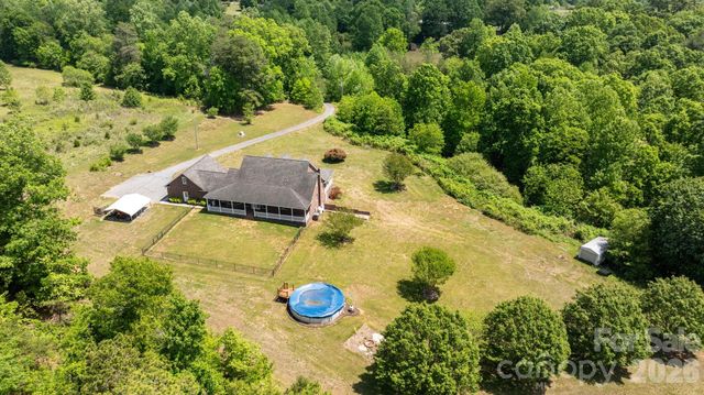 7008 Peyronel Street, Connelly Springs, NC 28612