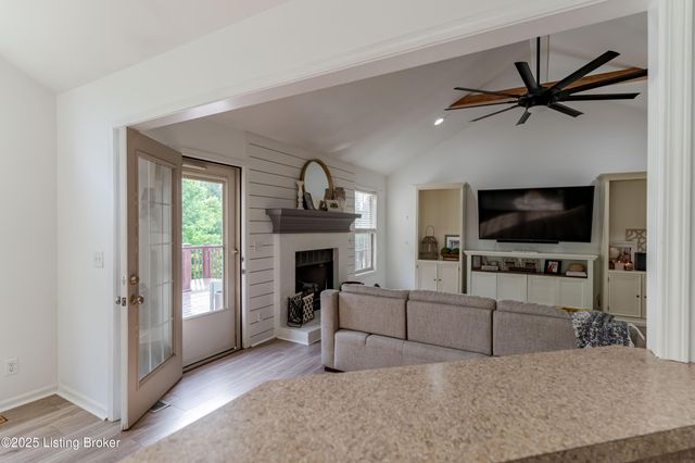 148 Shellys Pl, Shelbyville, KY 40065