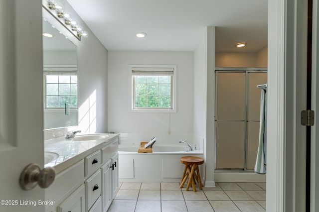 148 Shellys Pl, Shelbyville, KY 40065