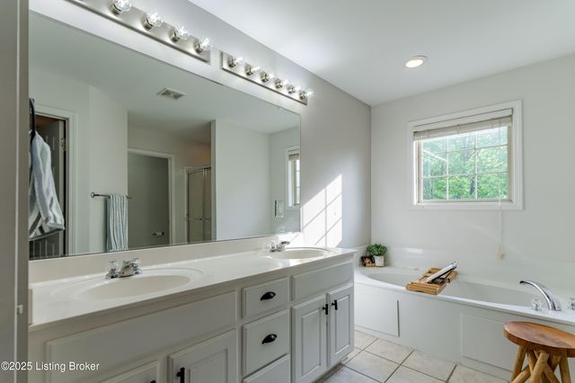 148 Shellys Pl, Shelbyville, KY 40065