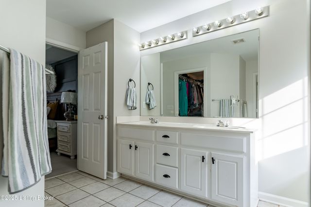 148 Shellys Pl, Shelbyville, KY 40065