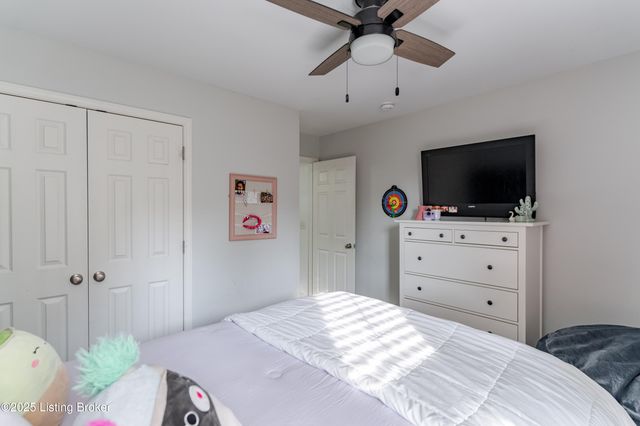 148 Shellys Pl, Shelbyville, KY 40065