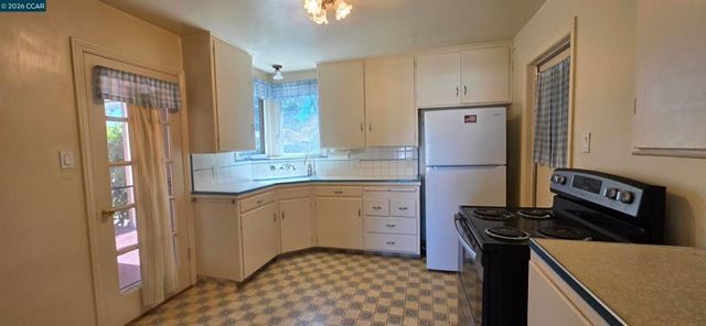 2367 Palm Avenue, Livermore, CA 94550