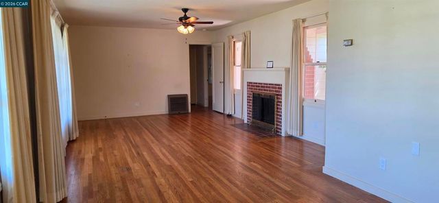 2367 Palm Avenue, Livermore, CA 94550