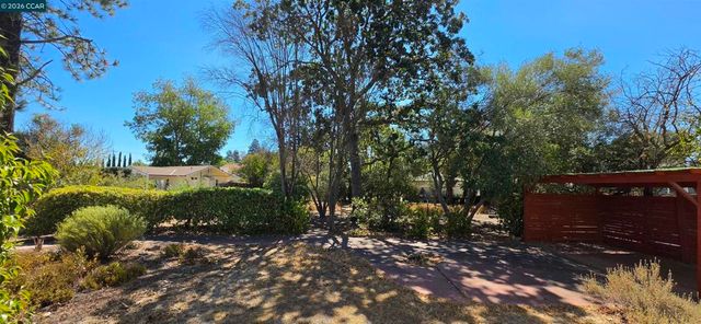 2367 Palm Avenue, Livermore, CA 94550