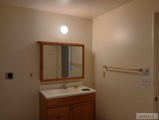 405 Washington Street, Salmon, ID 83467