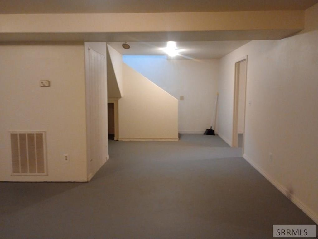 Image 14 of property listing at 405 Washington Street, Salmon, ID 83467