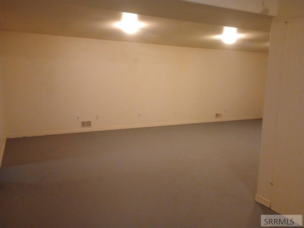 Image 15 of property listing at 405 Washington Street, Salmon, ID 83467