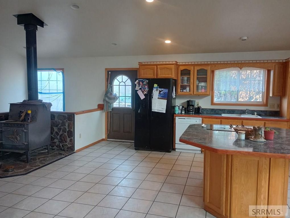 Image 2 of property listing at 405 Washington Street, Salmon, ID 83467