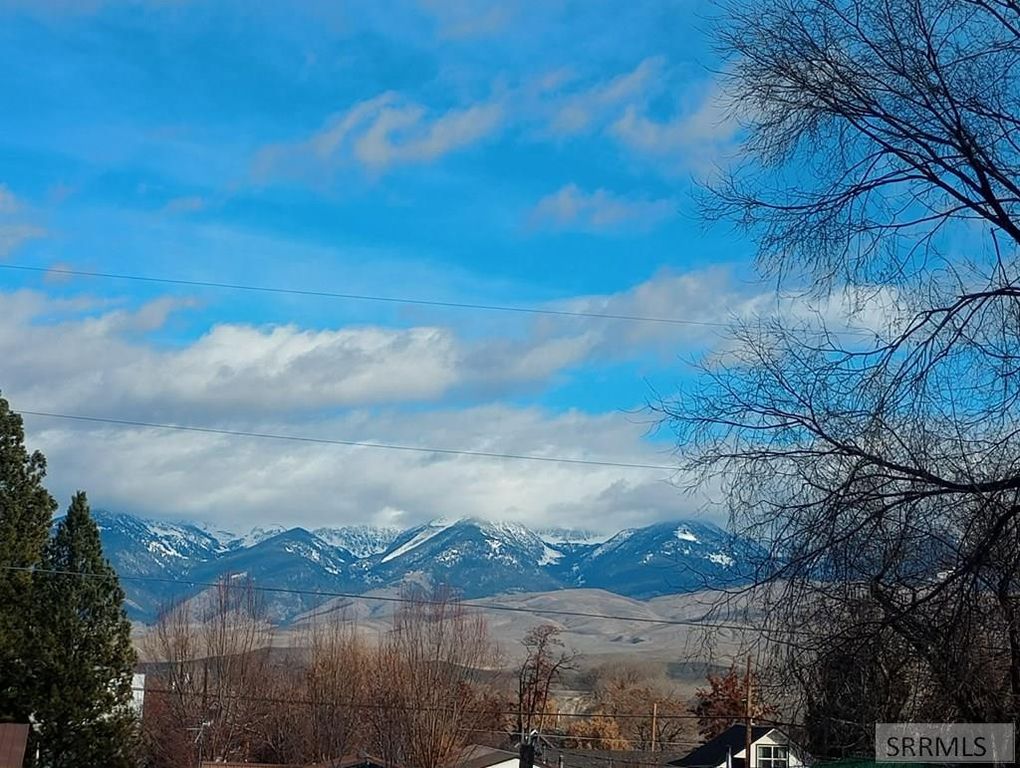 Image 27 of property listing at 405 Washington Street, Salmon, ID 83467