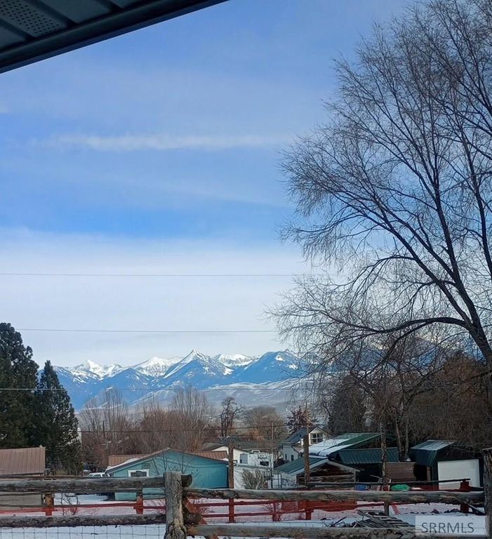 Image 28 of property listing at 405 Washington Street, Salmon, ID 83467