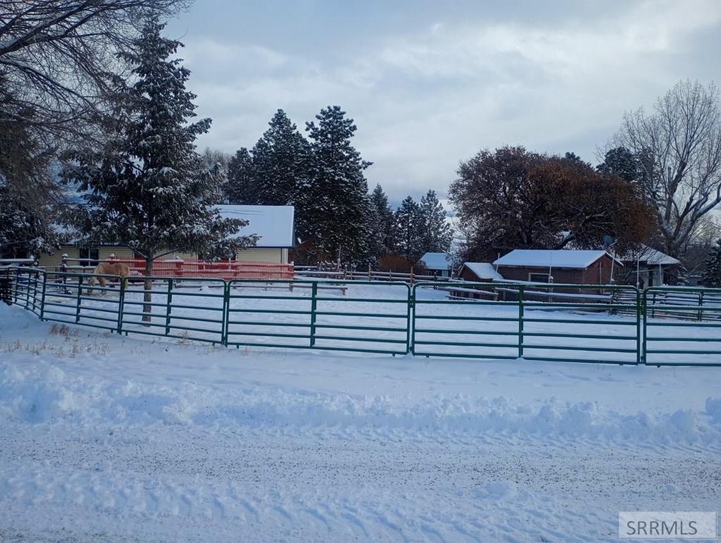 Image 33 of property listing at 405 Washington Street, Salmon, ID 83467