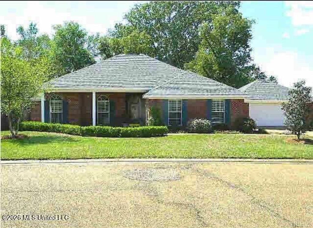 943 Eagles Nest Drive, Byram, MS 39272
