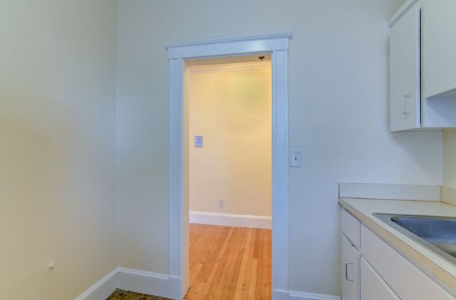 17 Greenleaf Street 5, Quincy, MA 02169