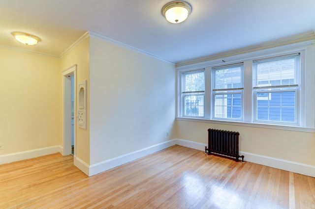 17 Greenleaf Street 5, Quincy, MA 02169