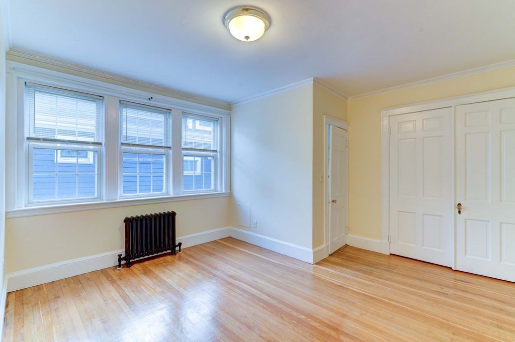 17 Greenleaf Street 5, Quincy, MA 02169