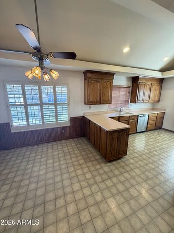 3746 E DARTMOUTH Street, Mesa, AZ 85205