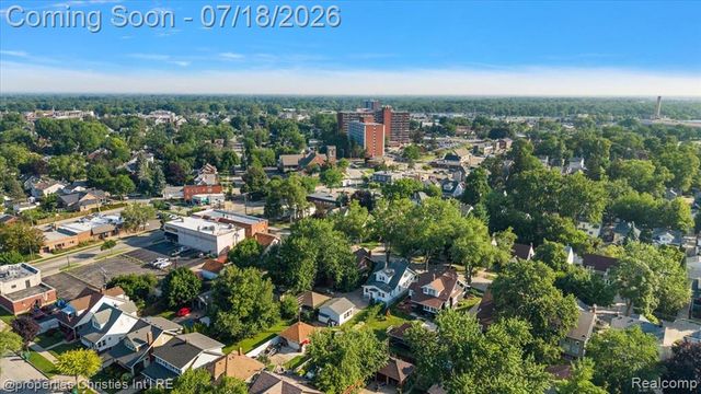 21709 Tenny Street, Dearborn, MI 48124