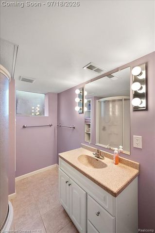 21709 Tenny Street, Dearborn, MI 48124