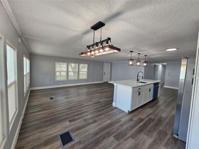 700 N WINTER PARK DRIVE, Casselberry, FL 32707