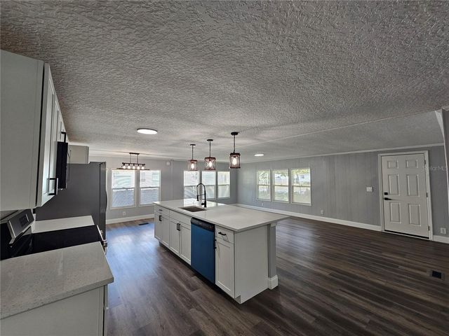 700 N WINTER PARK DRIVE, Casselberry, FL 32707