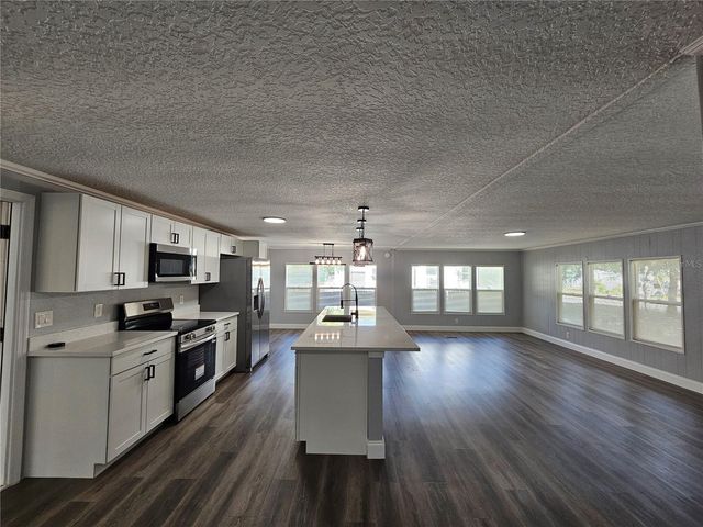 700 N WINTER PARK DRIVE, Casselberry, FL 32707