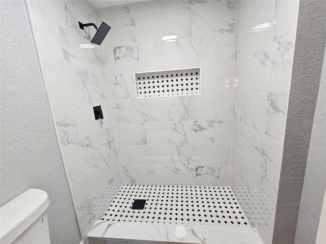 700 N WINTER PARK DRIVE, Casselberry, FL 32707