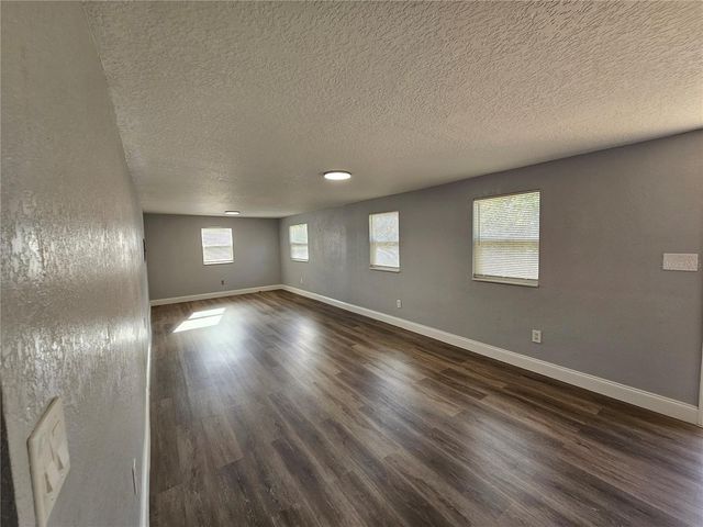 700 N WINTER PARK DRIVE, Casselberry, FL 32707