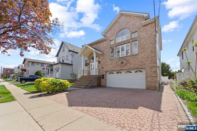 536 2nd Avenue, Lyndhurst, NJ 07071