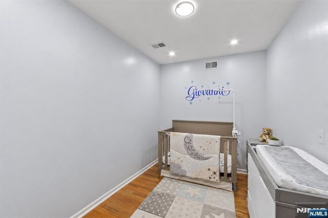 536 2nd Avenue, Lyndhurst, NJ 07071