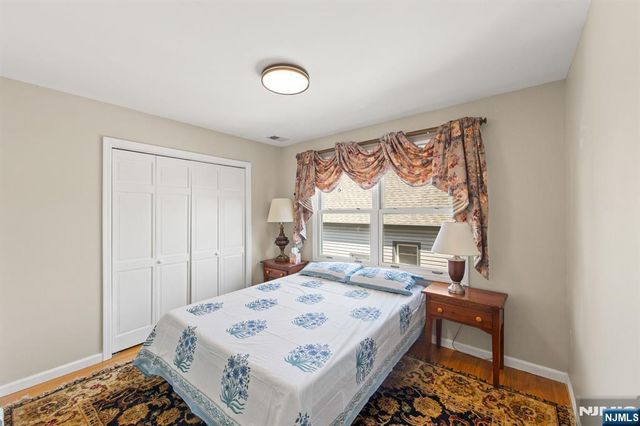 536 2nd Avenue, Lyndhurst, NJ 07071