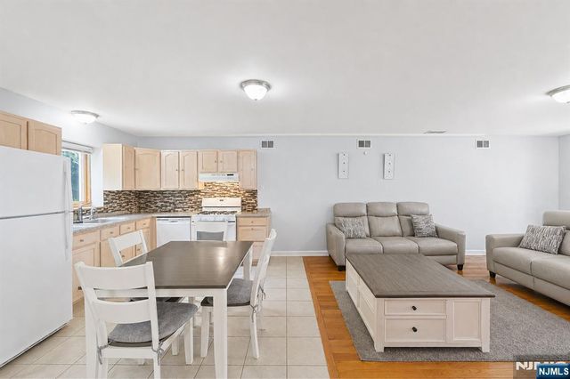 536 2nd Avenue, Lyndhurst, NJ 07071