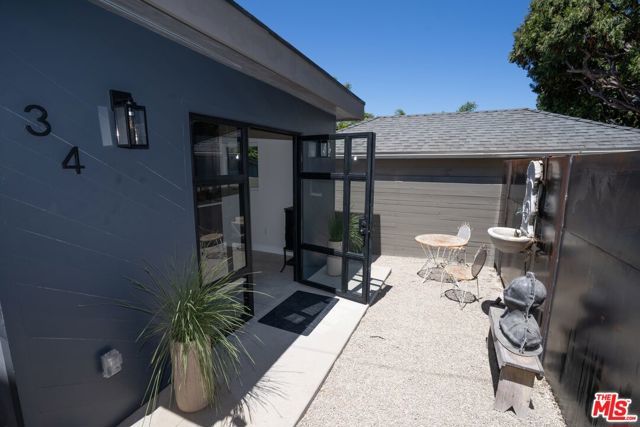 1365 Maltman Avenue, Los Angeles, CA 90026