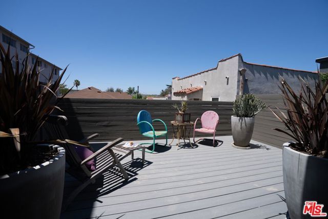 1365 Maltman Avenue, Los Angeles, CA 90026
