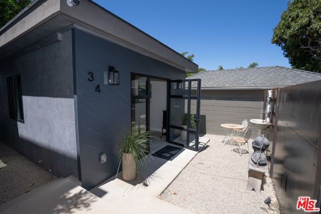 1365 Maltman Avenue, Los Angeles, CA 90026
