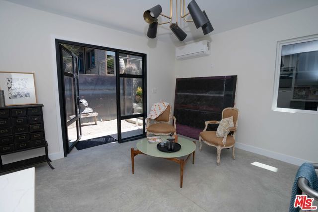 1365 Maltman Avenue, Los Angeles, CA 90026