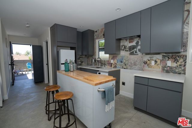 1365 Maltman Avenue, Los Angeles, CA 90026