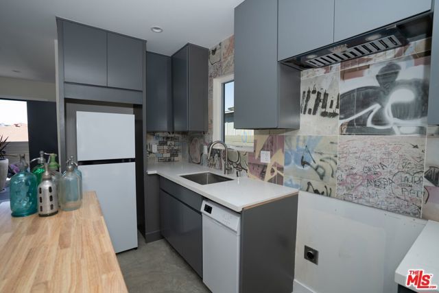 1365 Maltman Avenue, Los Angeles, CA 90026