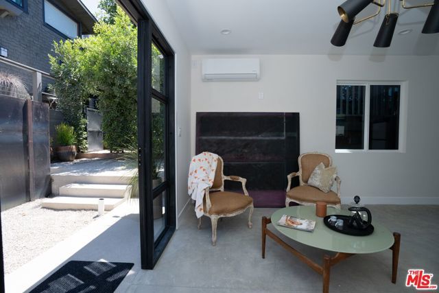 1365 Maltman Avenue, Los Angeles, CA 90026