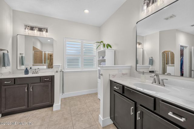 3806 HAMMOCK BLUFF Drive, Jacksonville, FL 32226