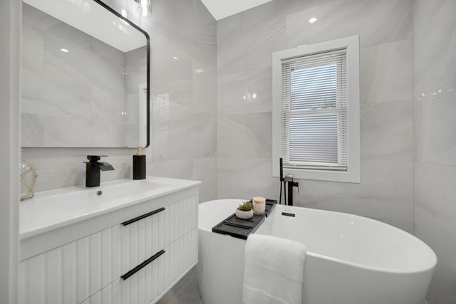 4354 Washington Street, Gary, IN 46408