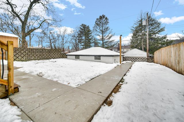 4354 Washington Street, Gary, IN 46408