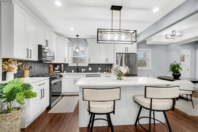 4354 Washington Street, Gary, IN 46408