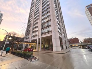 70 W Burton Place 1203, Chicago, IL 60610