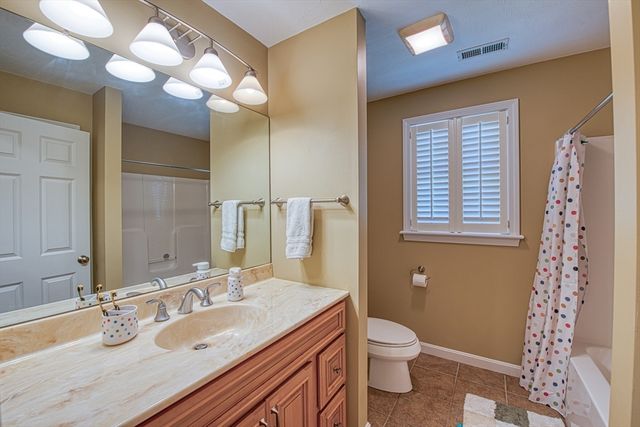107 Field St, Taunton, MA 02780