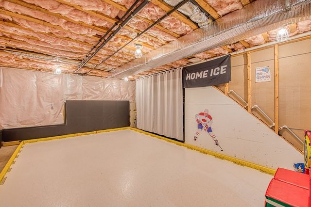 107 Field St, Taunton, MA 02780