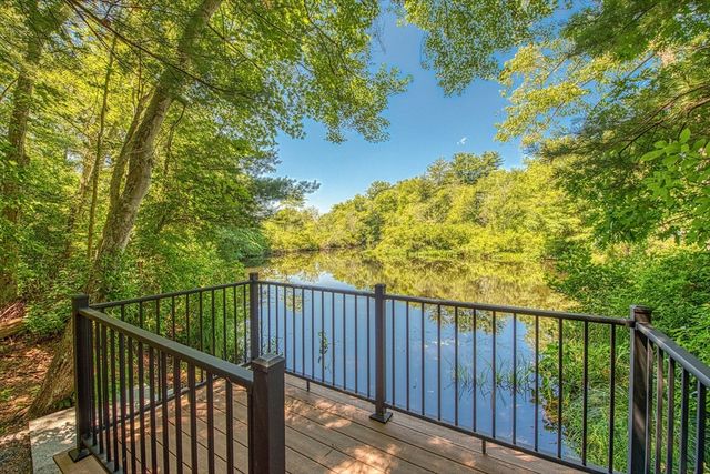107 Field St, Taunton, MA 02780