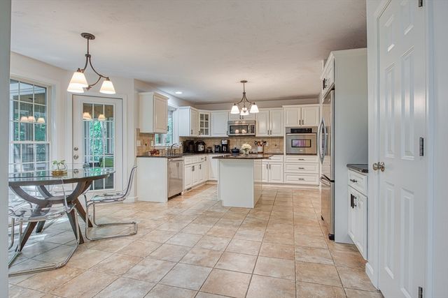 107 Field St, Taunton, MA 02780
